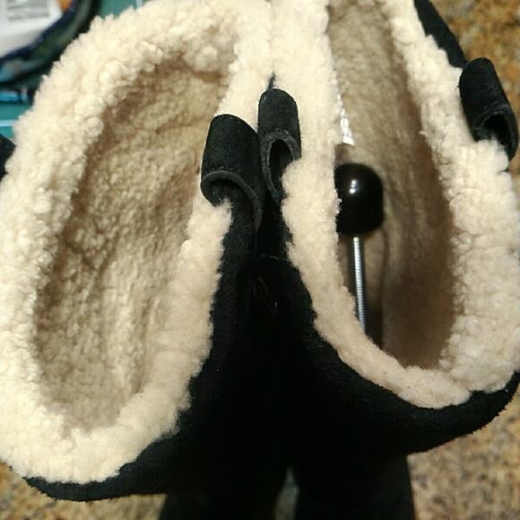 UGG Hartley Knee High Boots Black Suede & Sheep Skin Wedge S/N 3342 Size 7 M - Picture 10 of 12